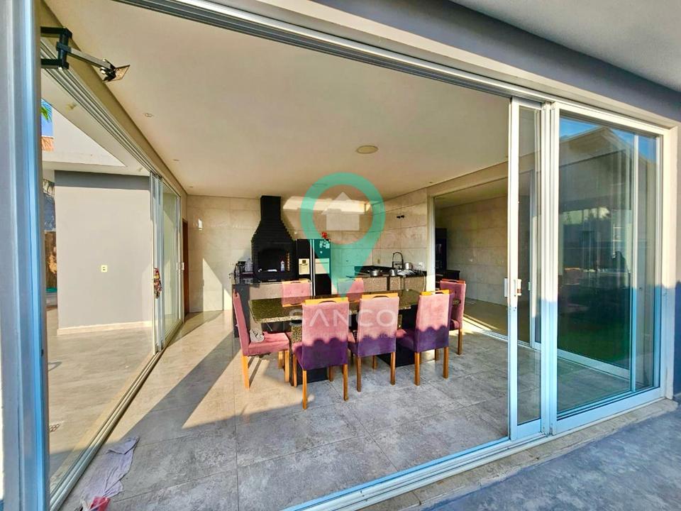 CASA TÉRREA DISPONÍVEL PARA VENDA, NO CONDOMÍNIO TERRAS DE JUNDIAÍ, NO BAIRRO CAXAMBU Rua Capitão Alberto Mendes Júnior Jundiaí - 