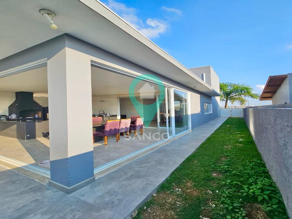CASA TÉRREA DISPONÍVEL PARA VENDA, NO CONDOMÍNIO TERRAS DE JUNDIAÍ, NO BAIRRO CAXAMBU Rua Capitão Alberto Mendes Júnior Jundiaí - 