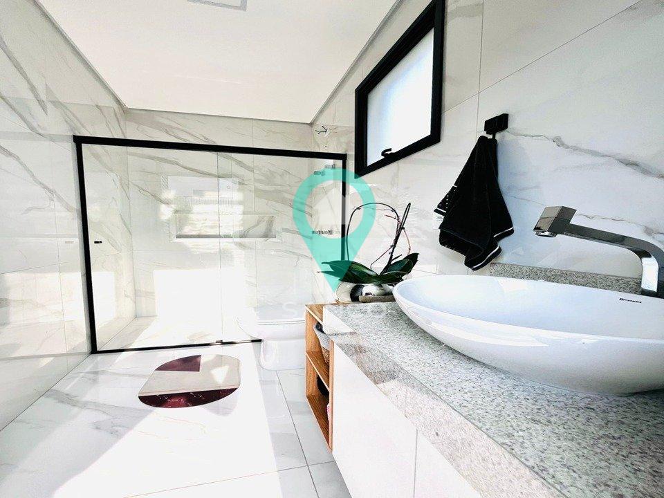 CASA DISPONÍVEL PARA VENDA, NO CONDOMÍNIO RESERVA JARDIM ERMIDA, NA CIDADE DE JUNDIAÍ Rua José Borin Jundiaí - 