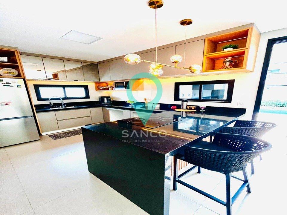 CASA DISPONÍVEL PARA VENDA, NO CONDOMÍNIO RESERVA JARDIM ERMIDA, NA CIDADE DE JUNDIAÍ Rua José Borin Jundiaí - 