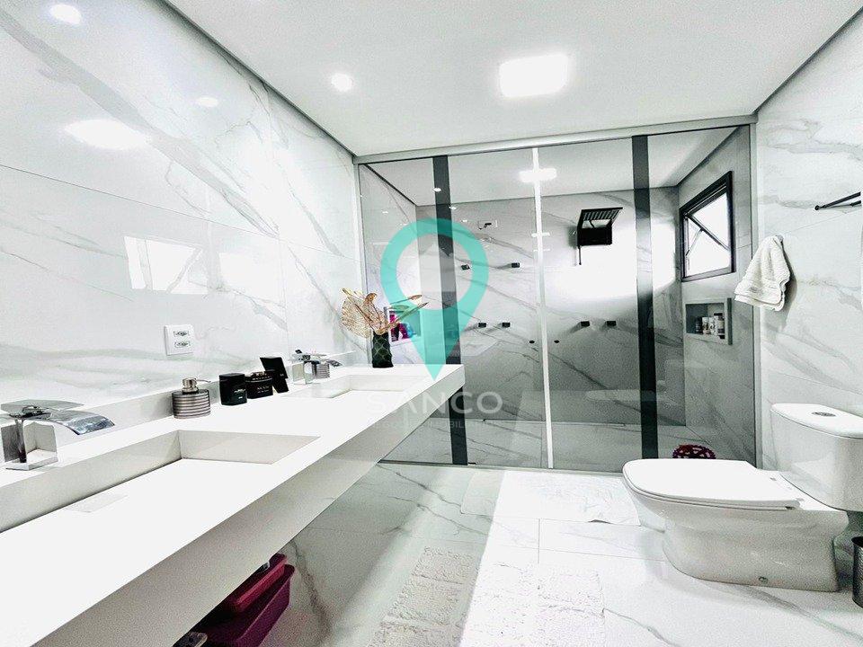 CASA DISPONÍVEL PARA VENDA, NO CONDOMÍNIO RESERVA JARDIM ERMIDA, NA CIDADE DE JUNDIAÍ Rua José Borin Jundiaí - 