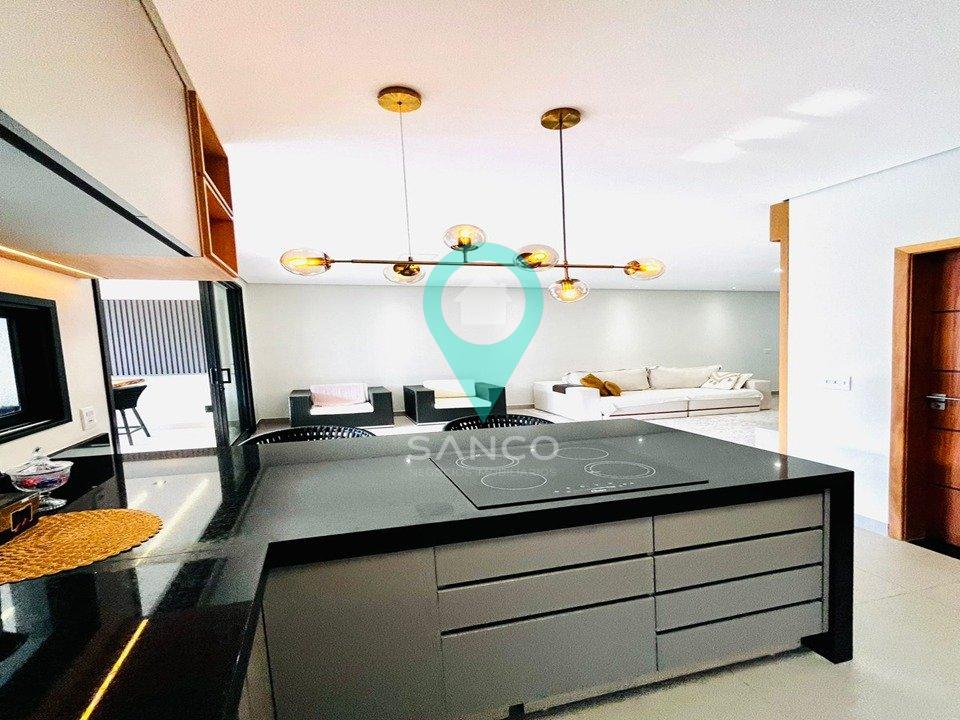 CASA DISPONÍVEL PARA VENDA, NO CONDOMÍNIO RESERVA JARDIM ERMIDA, NA CIDADE DE JUNDIAÍ Rua José Borin Jundiaí - 