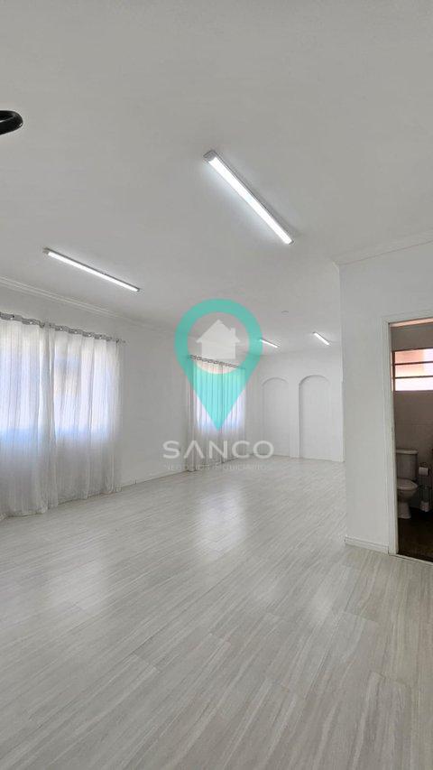 SALA COMERCIAL PARA LOCAÇÃO, NO BAIRRO ELOY CHAVES, NA CIDADE DE JUNDIAÍ Rua Antônio Lucato Jundiaí - 