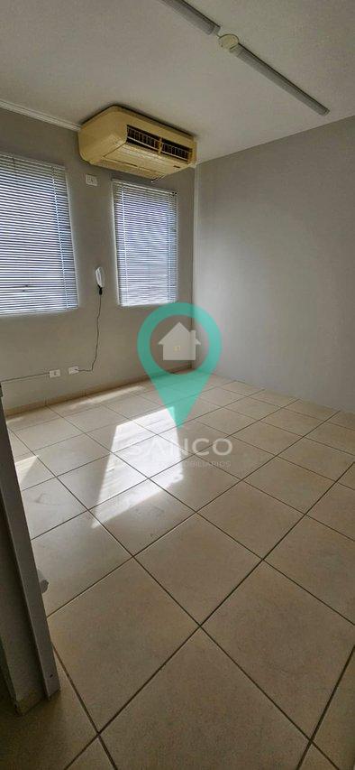 SALA COMERCIAL PARA LOCAÇÃO, NO RECANTO QUARTO CENTENÁRIO, NA CIDADE DE JUNDIAÍ - Jundiaí - 