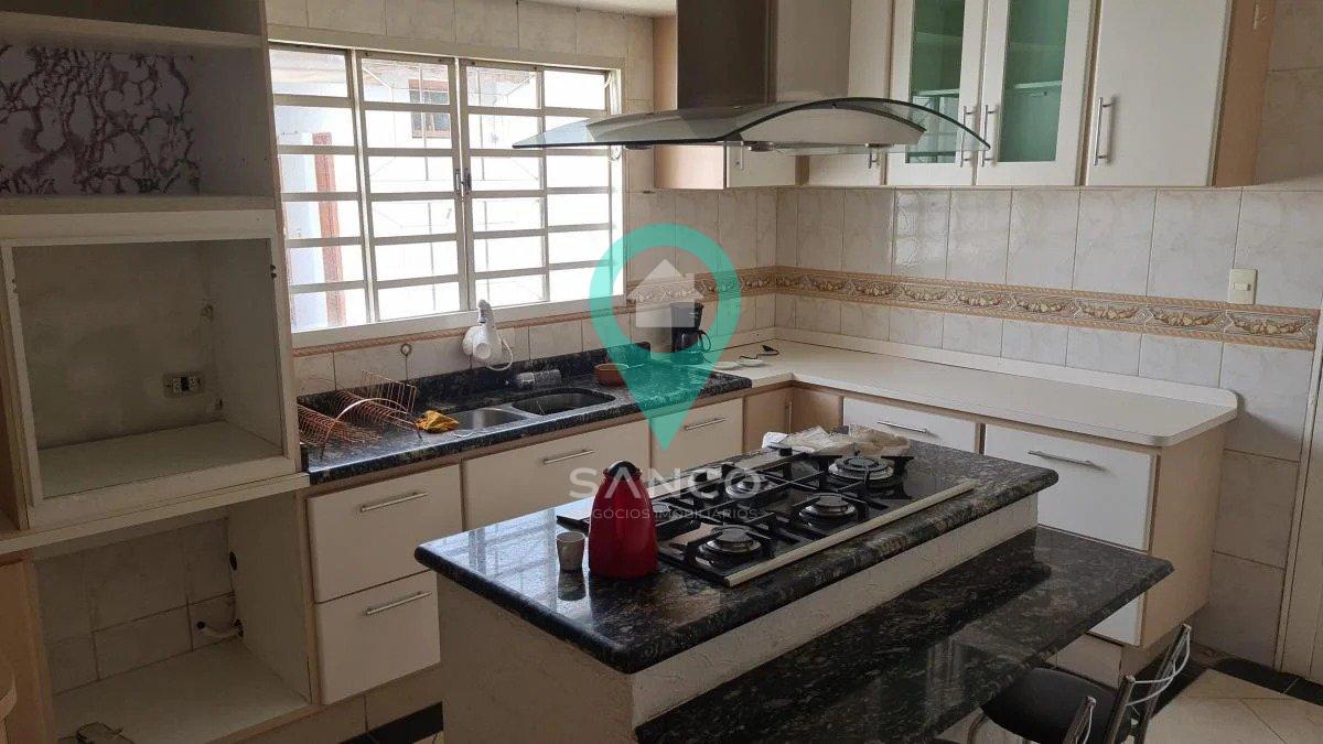 CASA DISPONÍVEL PARA LOCAÇÃO, NO PARQUE RESIDENCIAL JUNDIAÍ, NA CIDADE DE JUNDIAÍ  Jundiaí - 