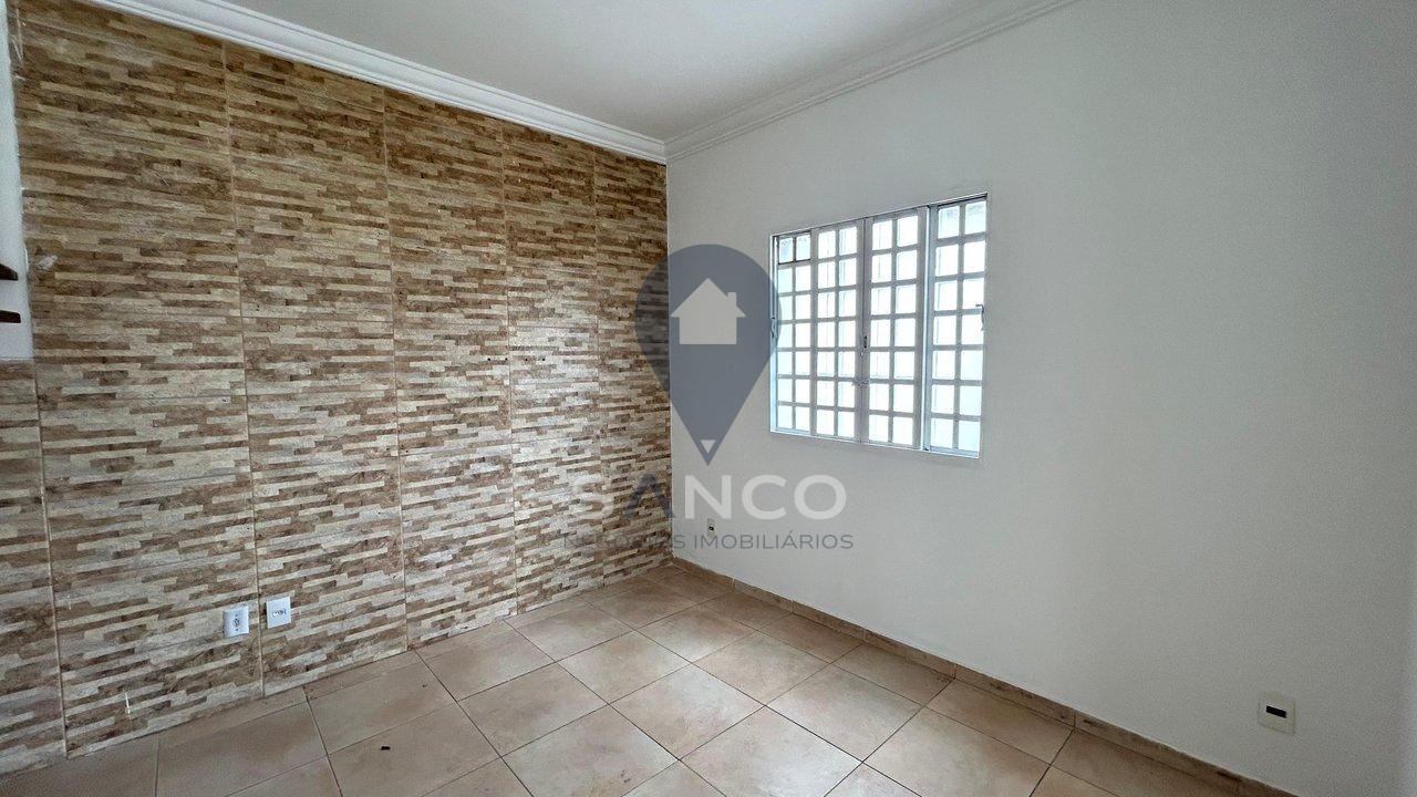 CASA DISPONÍVEL PARA LOCAÇÃO, NO JARDIM DAS TULIPAS, NA CIDADE DE JUNDIAÍ Rua Maria Luiza Gáspari Muller Jundiaí - 
