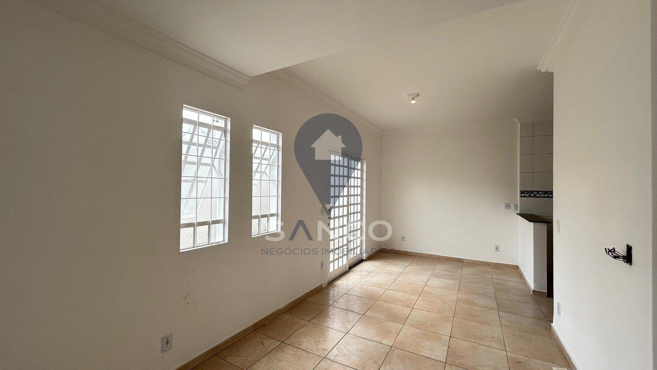 CASA DISPONÍVEL PARA LOCAÇÃO, NO JARDIM DAS TULIPAS, NA CIDADE DE JUNDIAÍ Rua Maria Luiza Gáspari Muller Jundiaí - 