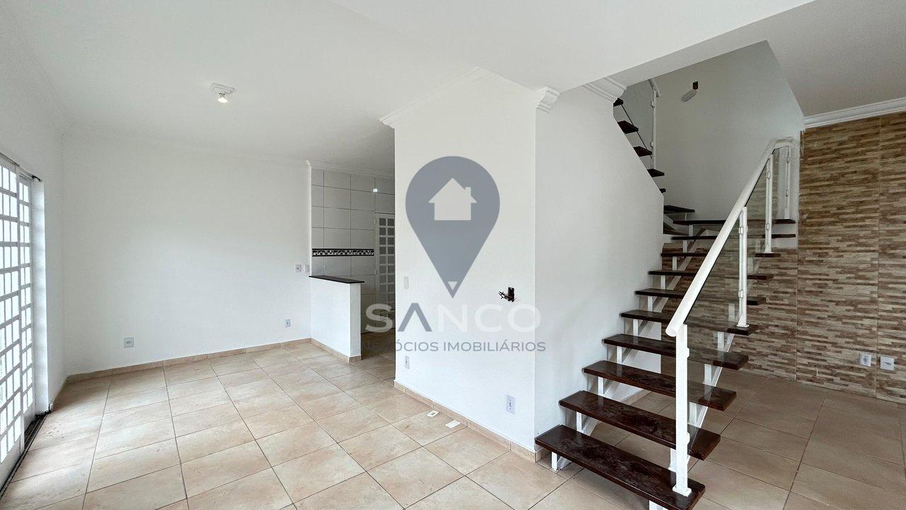 CASA DISPONÍVEL PARA LOCAÇÃO, NO JARDIM DAS TULIPAS, NA CIDADE DE JUNDIAÍ Rua Maria Luiza Gáspari Muller Jundiaí - 