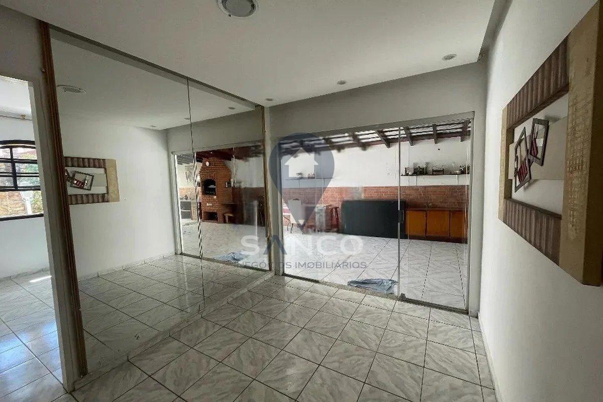 CASA DISPONÍVEL PARA LOCAÇÃO, NO ALMERINDA CHAVES NA CIDADE DE JUNDIAÍ  Jundiaí - 