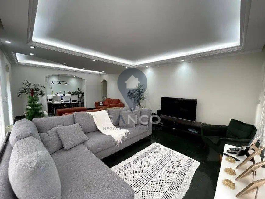 CASA DISPONÍVEL PARA VENDA, NO PARQUE DO COLÉGIO, NA CIDADE DE JUNDIAÍ  Jundiaí - 