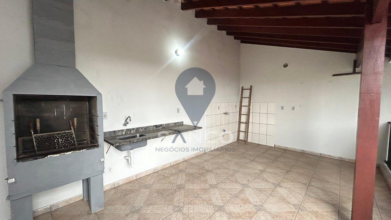 CASA COM EDÍCULA DISPONÍVEL PARA LOCAÇÃO, NO BAIRRO MEDEIROS, NA CIDADE DE JUNDIAÍ Avenida Francisco Nobre Jundiaí - 