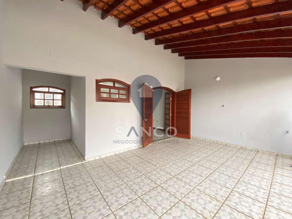 CASA DISPONÍVEL PARA VENDA, NO BAIRRO MEDEIROS, NA CIDADE DE JUNDIAÍ  Jundiaí - 