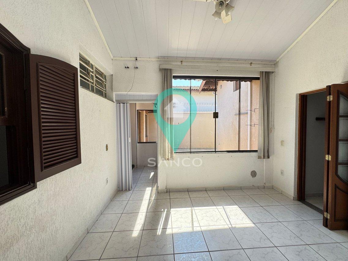 CASA TÉRREA PARA LOCAÇÃO E VENDA NO BAIRRO TORRES DE SÃO JOSÉ NA CIDADE DE JUNDIAÍ  Jundiaí - 