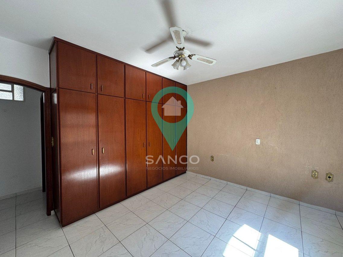 CASA TÉRREA PARA LOCAÇÃO E VENDA NO BAIRRO TORRES DE SÃO JOSÉ NA CIDADE DE JUNDIAÍ  Jundiaí - 