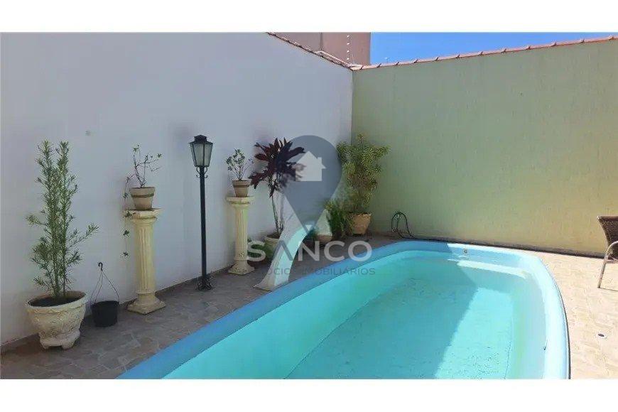 CASA DISPONÍVEL PARA LOCAÇÃO, NO BAIRRO ELOY CHAVES, NA CIDADE DE JUNDIAÍ Rua Sebastião da Rocha Jundiaí - 