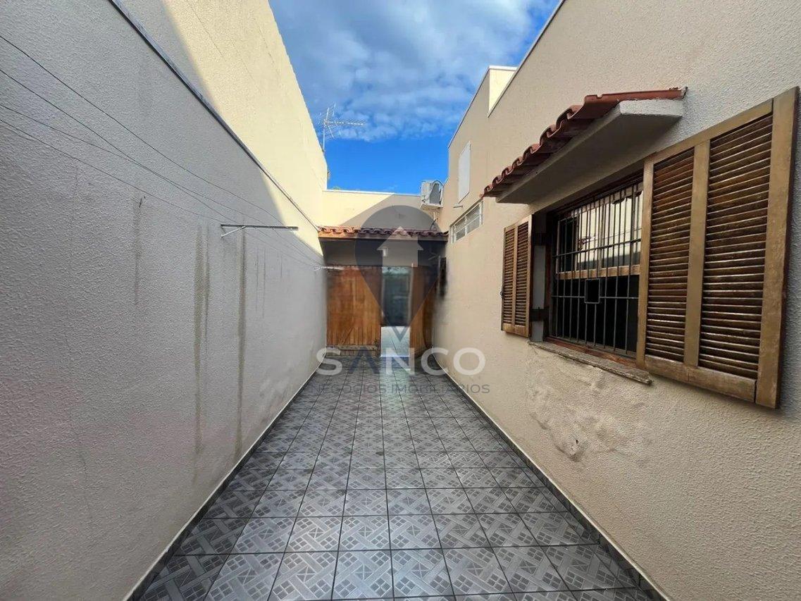 CASA DISPON&Iacute;VEL PARA LOCA&Ccedil;&Atilde;O, NA VILA LIBERDADE, NA CIDADE DE JUNDIA&Iacute; Rua Cruz e Souza Jundiaí - 