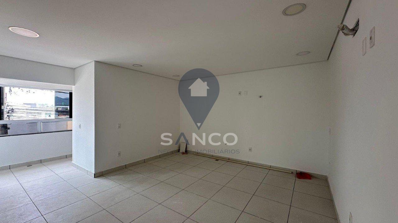 SALA COMERCIAL PARA LOCA&Ccedil;&Atilde;O, NO RESIDENCIAL SANTA GIOVANA, NA CIDADE DE JUNDIA&Iacute; Avenida Cezar Brunholi Jundiaí - 