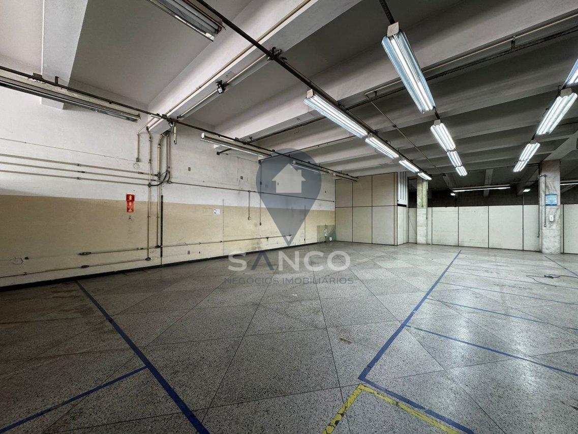 PR&Eacute;DIO COMERCIAL DISPON&Iacute;VEL PARA LOCA&Ccedil;&Atilde;O, NO CENTRO, NA CIDADE DE JUNDIA&Iacute; Rua Marechal Deodoro da Fonseca Jundiaí - 