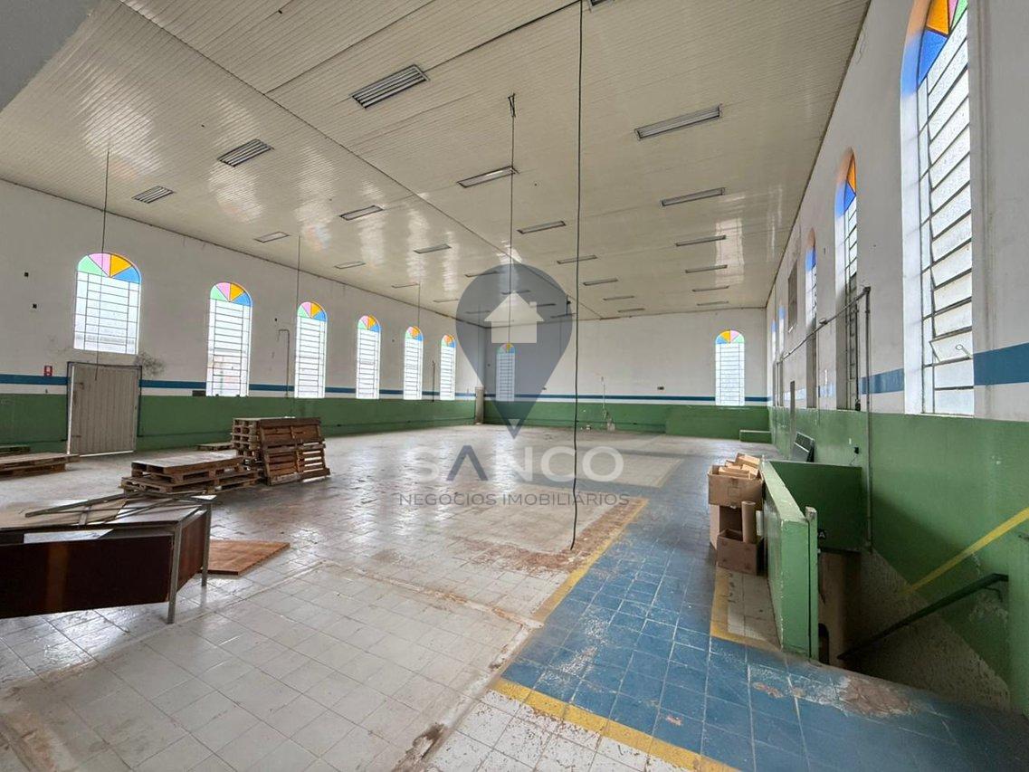 GALP&Atilde;O COMERCIAL COM 2000M2 DISPON&Iacute;VEL PARA LOCA&Ccedil;&Atilde;O, EM VARZEA PAULISTA Rua São Paulo Várzea Paulista - 