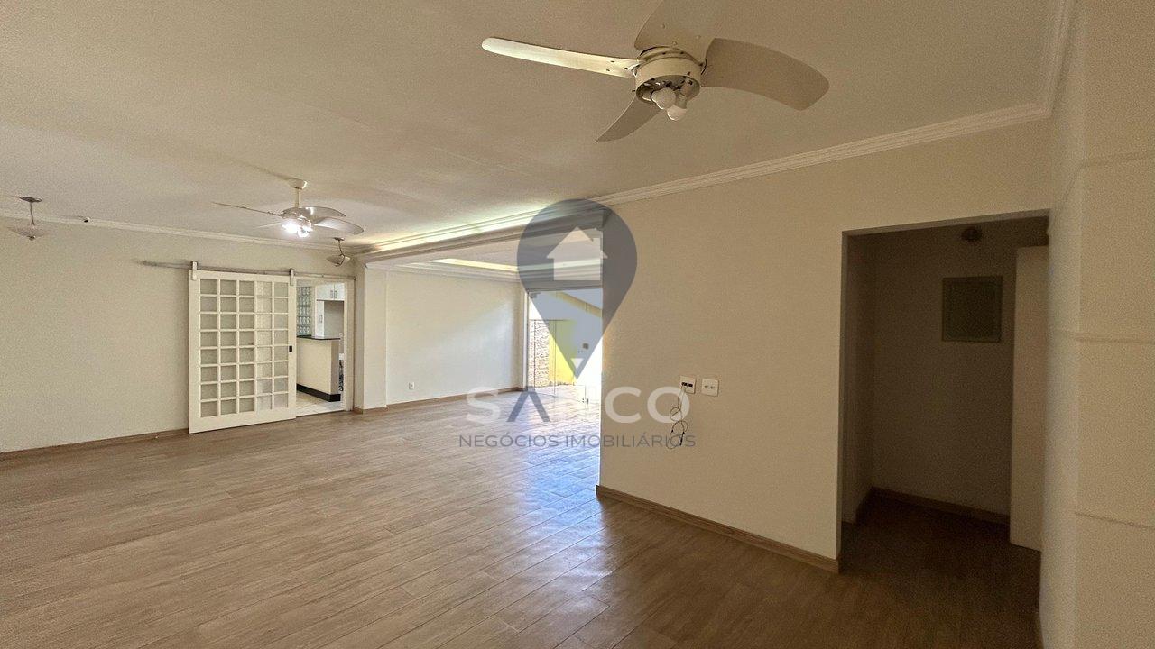 CASA DISPONÍVEL PARA LOCAÇÃO, NO BAIRRO CAXAMBU, NA CIDADE DE JUNDIAÍ Rua Orlando Fava Jundiaí - 