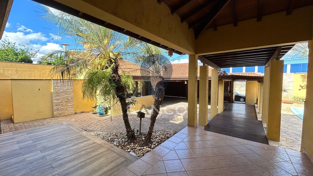 CASA DISPONÍVEL PARA LOCAÇÃO, NO BAIRRO CAXAMBU, NA CIDADE DE JUNDIAÍ Rua Orlando Fava Jundiaí - 