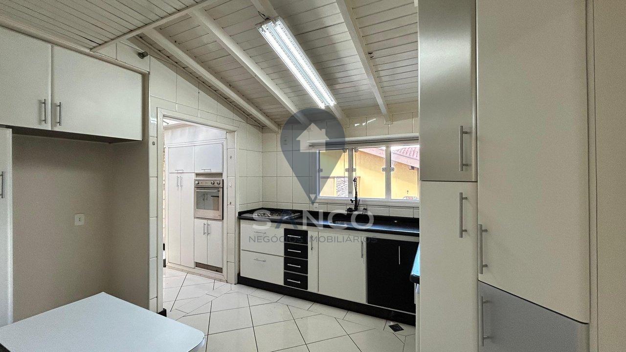 CASA DISPONÍVEL PARA LOCAÇÃO, NO BAIRRO CAXAMBU, NA CIDADE DE JUNDIAÍ Rua Orlando Fava Jundiaí - 