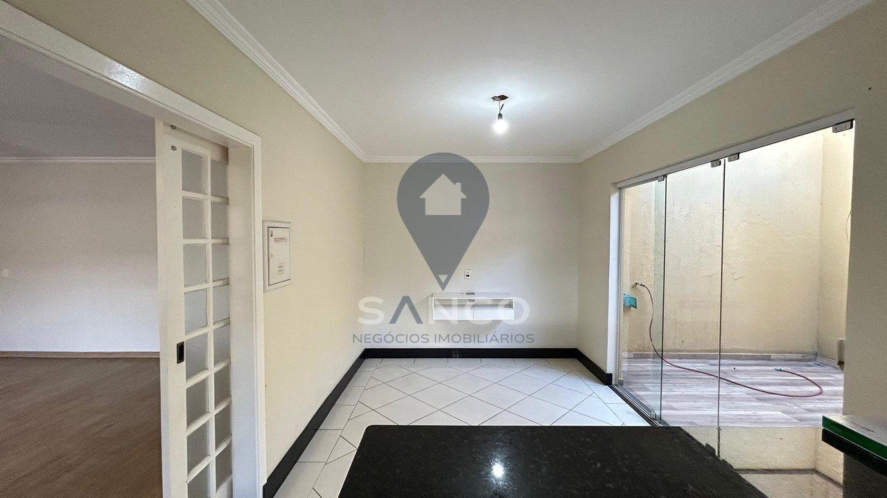 CASA DISPONÍVEL PARA LOCAÇÃO, NO BAIRRO CAXAMBU, NA CIDADE DE JUNDIAÍ Rua Orlando Fava Jundiaí - 