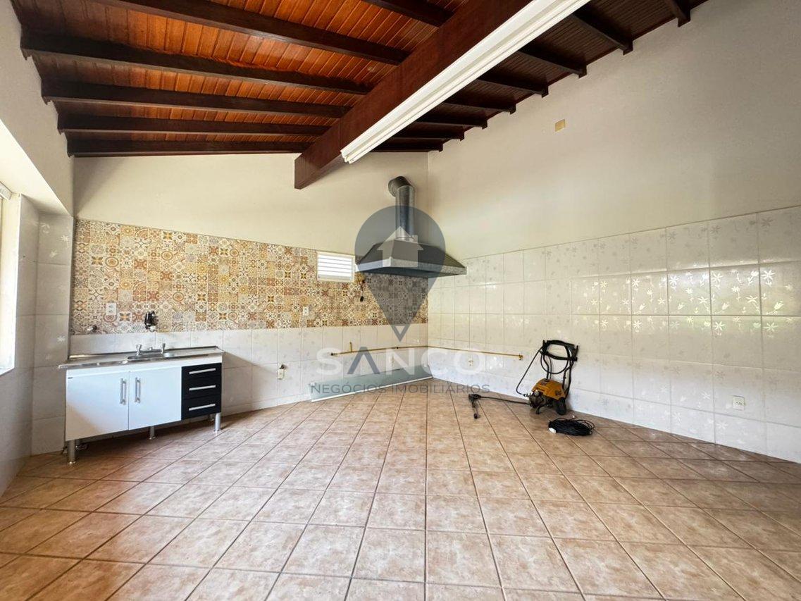 CASA DISPONÍVEL PARA LOCAÇÃO, NO BAIRRO CAXAMBU, NA CIDADE DE JUNDIAÍ Rua Orlando Fava Jundiaí - 