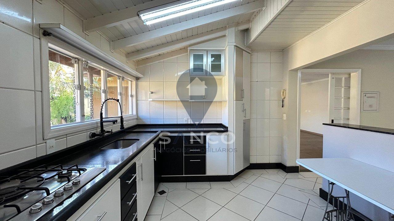 CASA DISPONÍVEL PARA LOCAÇÃO, NO BAIRRO CAXAMBU, NA CIDADE DE JUNDIAÍ Rua Orlando Fava Jundiaí - 