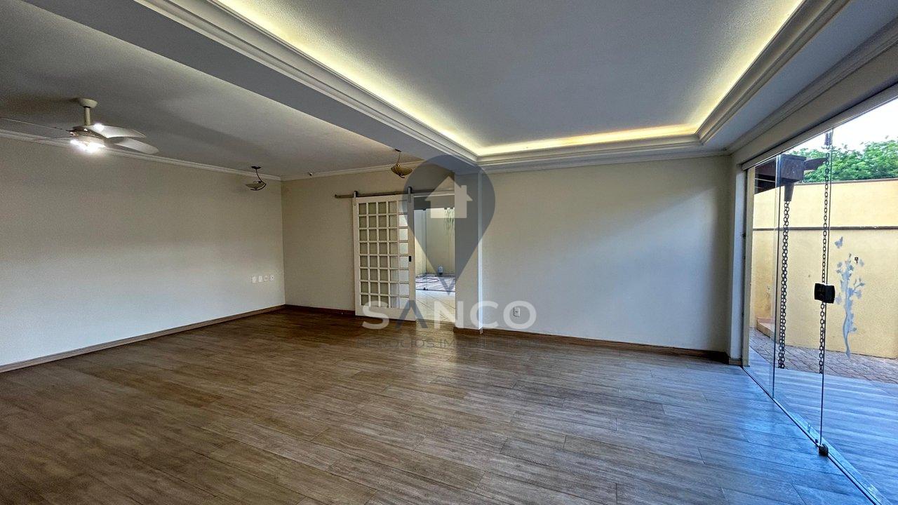 CASA DISPONÍVEL PARA LOCAÇÃO, NO BAIRRO CAXAMBU, NA CIDADE DE JUNDIAÍ Rua Orlando Fava Jundiaí - 