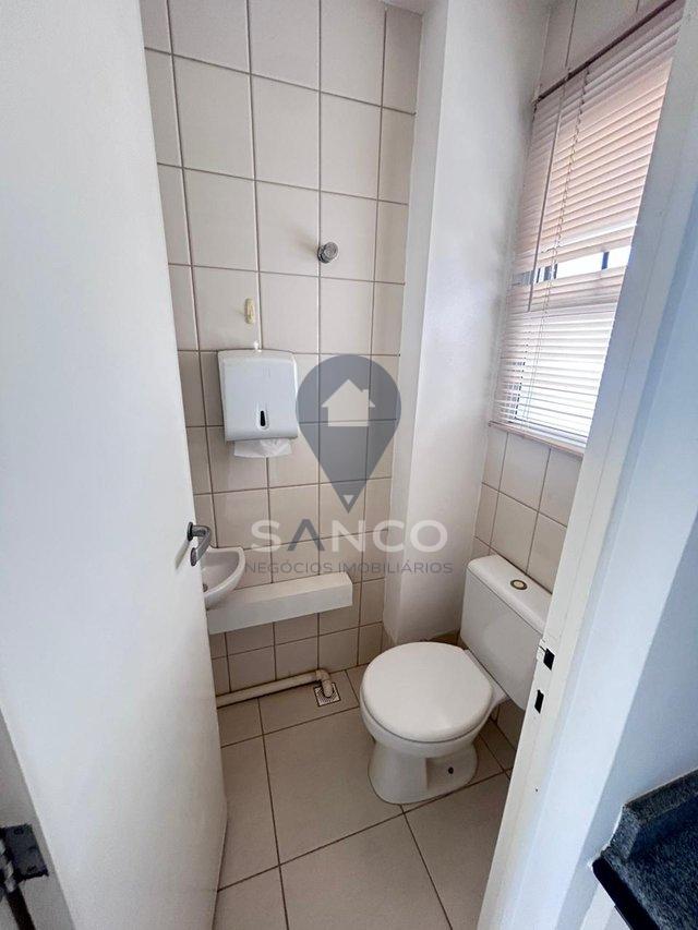 SALA COMERCIAL PARA LOCAÇÃO, NO EDIFÍCIO ANTUÉRPIA OFFICE, NA CIDADE DE JUNDIAÍ Avenida Doutor Pedro Soares de Camargo Jundiaí - 