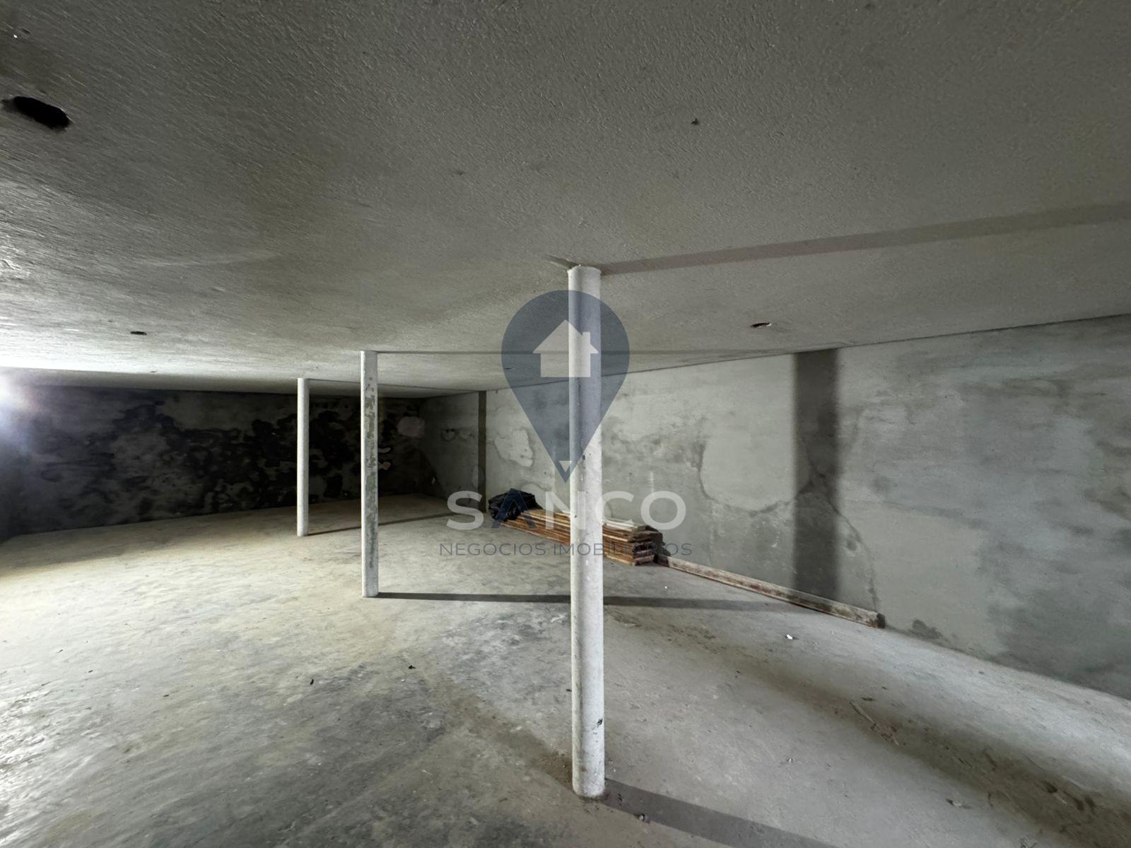 PR&Eacute;DIO COMERCIALPARA VENDA E LOCA&Ccedil;&Atilde;O NO CENTRO DE JUNDIA&Iacute; Rua Baronesa do Japi Jundiaí - 