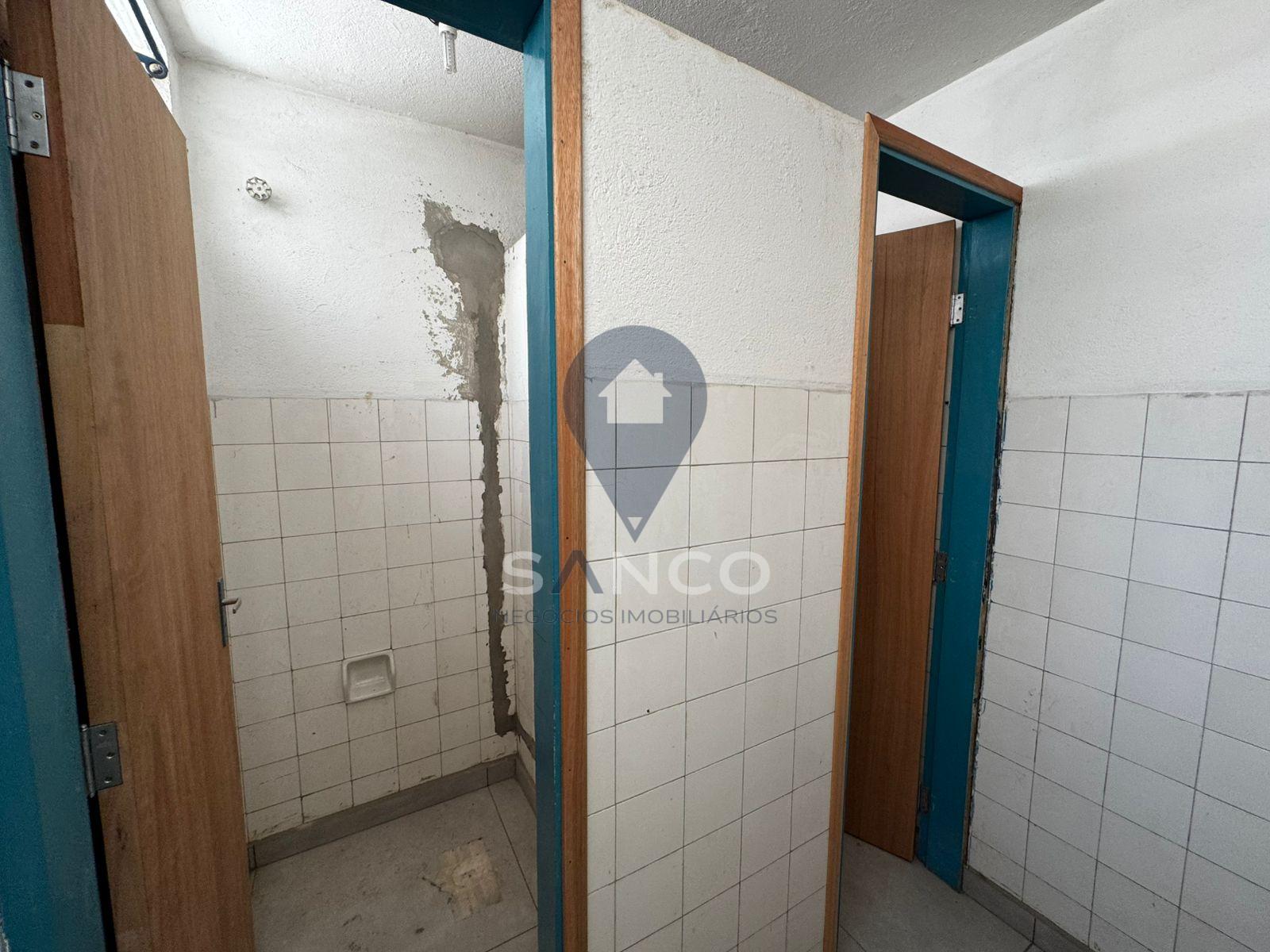 PR&Eacute;DIO COMERCIALPARA VENDA E LOCA&Ccedil;&Atilde;O NO CENTRO DE JUNDIA&Iacute; Rua Baronesa do Japi Jundiaí - 