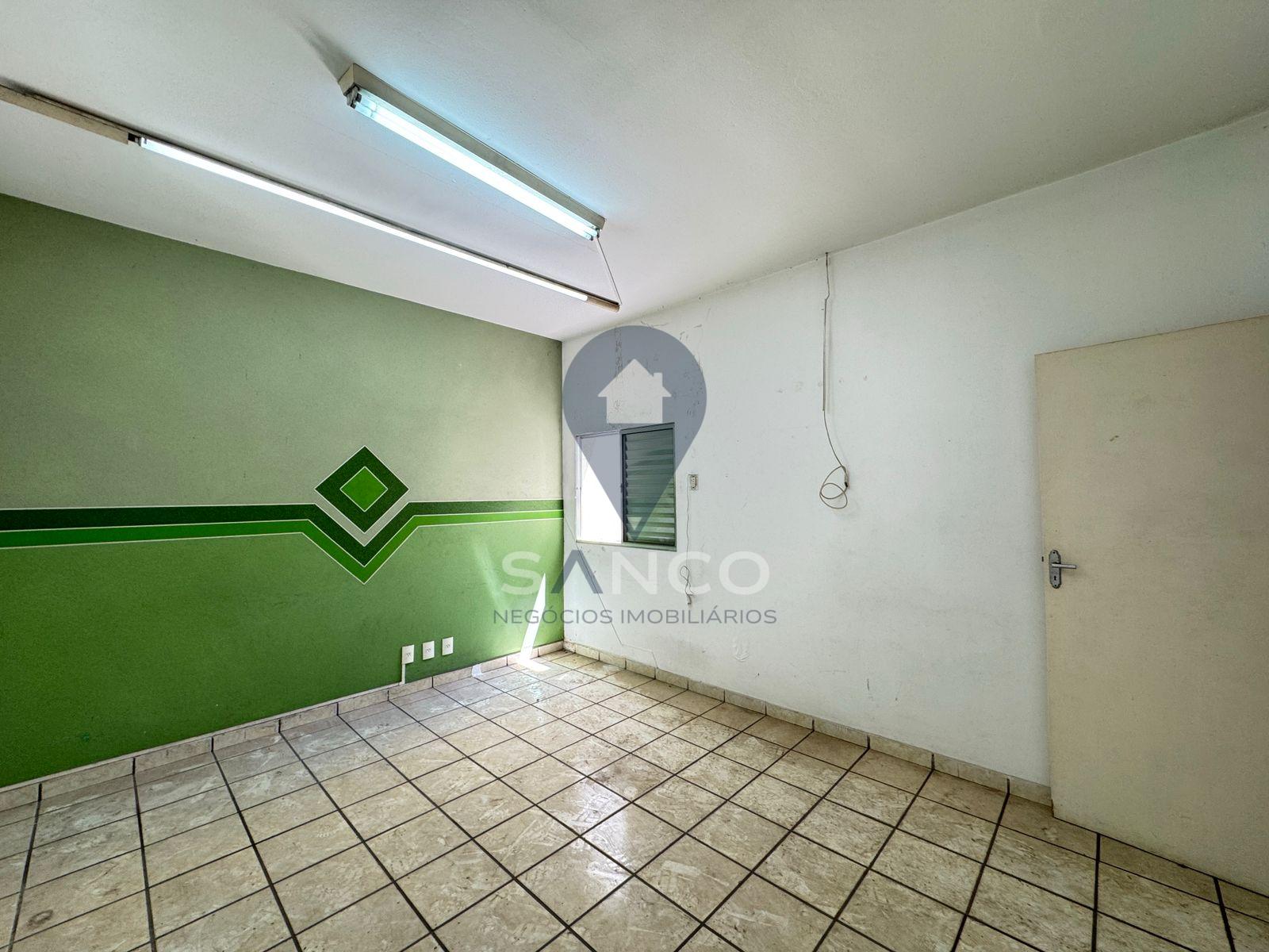 PR&Eacute;DIO COMERCIALPARA VENDA E LOCA&Ccedil;&Atilde;O NO CENTRO DE JUNDIA&Iacute; Rua Baronesa do Japi Jundiaí - 