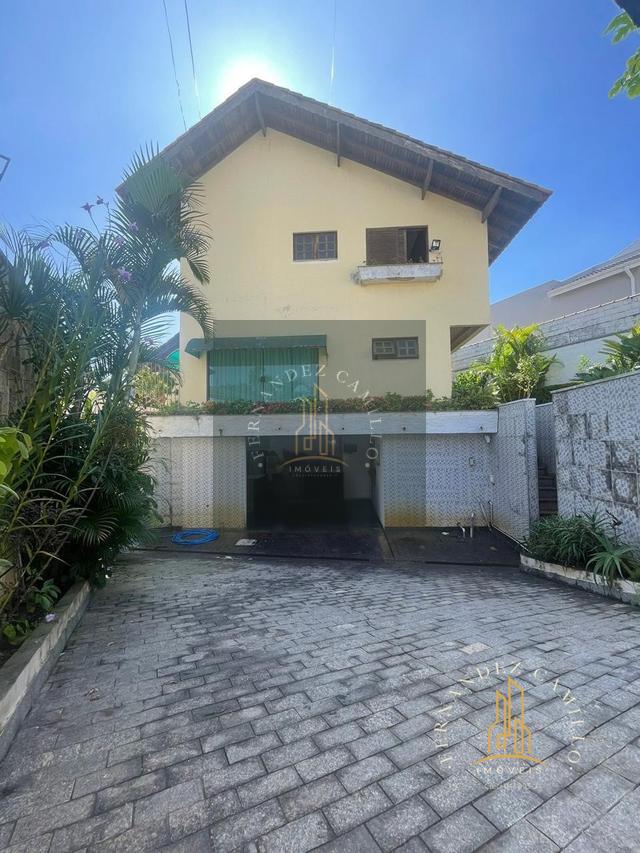 Casa em &aacute;rea nobre de Mogi das cruzes Rua Professor Herval Brasil Mogi das Cruzes - 