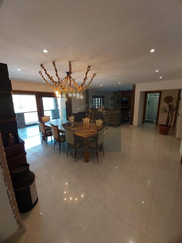 10 ALQUEIRES/ CASA SEDE 1.000m2 alto padrão/ CASA CASEIRO 100m2/ CASA PORTARIA 110m2 ESTRADA OSSAMU IKENORI Mogi das Cruzes - 