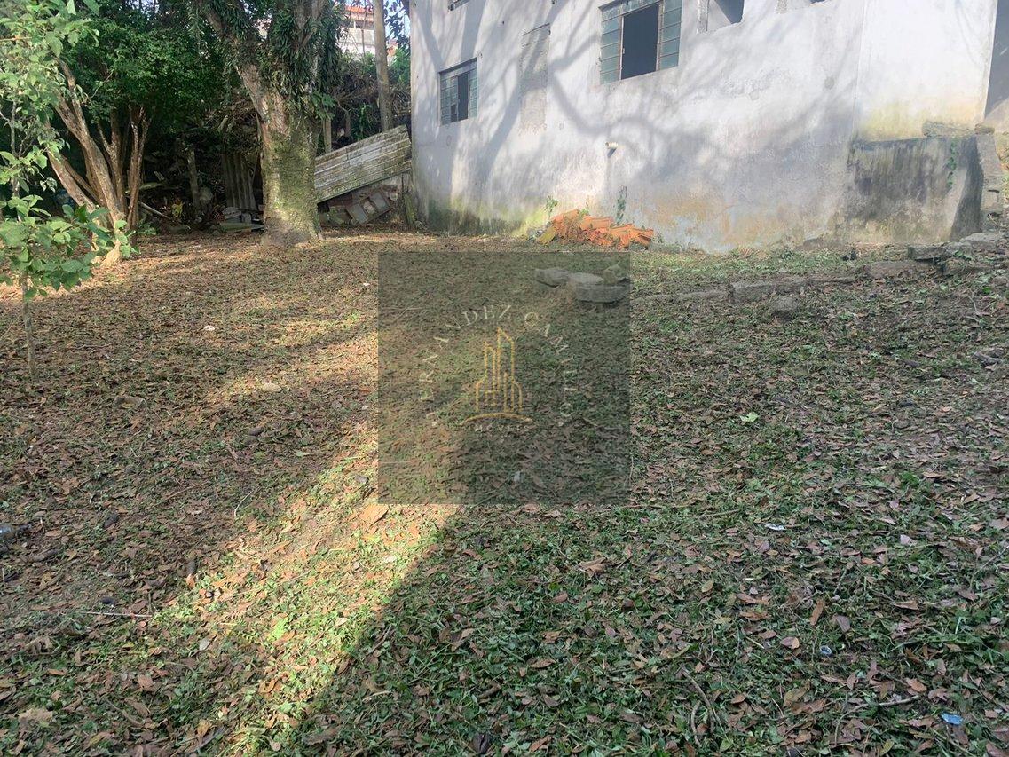 CHÁCARA 1.560M2 COM RESIDÊNCIA + GALPÃO 130M2 / EM ÁREA URBANA / DOC.100% Rua Waldir Carrião Soares Mogi das Cruzes - 