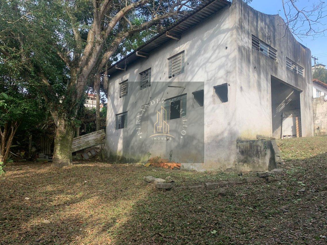 CHÁCARA 1.560M2 COM RESIDÊNCIA + GALPÃO 130M2 / EM ÁREA URBANA / DOC.100% Rua Waldir Carrião Soares Mogi das Cruzes - 