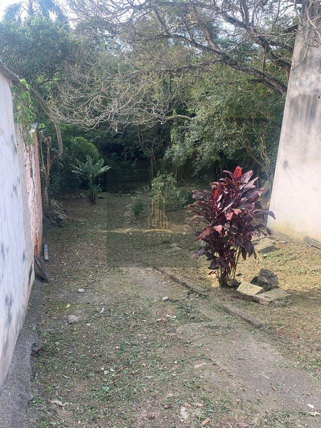 CHÁCARA 1.560M2 COM RESIDÊNCIA + GALPÃO 130M2 / EM ÁREA URBANA / DOC.100% Rua Waldir Carrião Soares Mogi das Cruzes - 