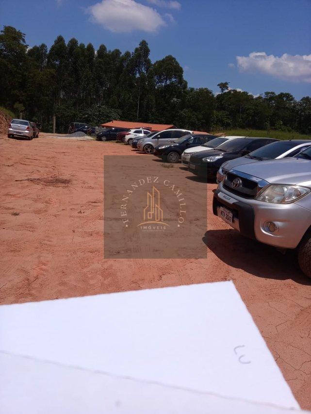 BEIJA FLOR / ITAPETI CHÁCARA 5000 M2 COM RESIDÊNCIA, PISCINA COM SPA, SALÃO DE FESTA ESTRADA DOS GODOY  Mogi das Cruzes - 