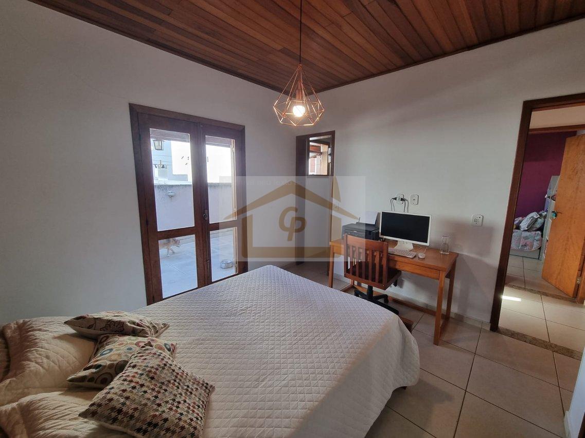 Casa Térrea, 3 quartos sendo um suíte, 2 vagas Clube Completo!!! Alameda José Alencar Gomes da Silva Cotia - 