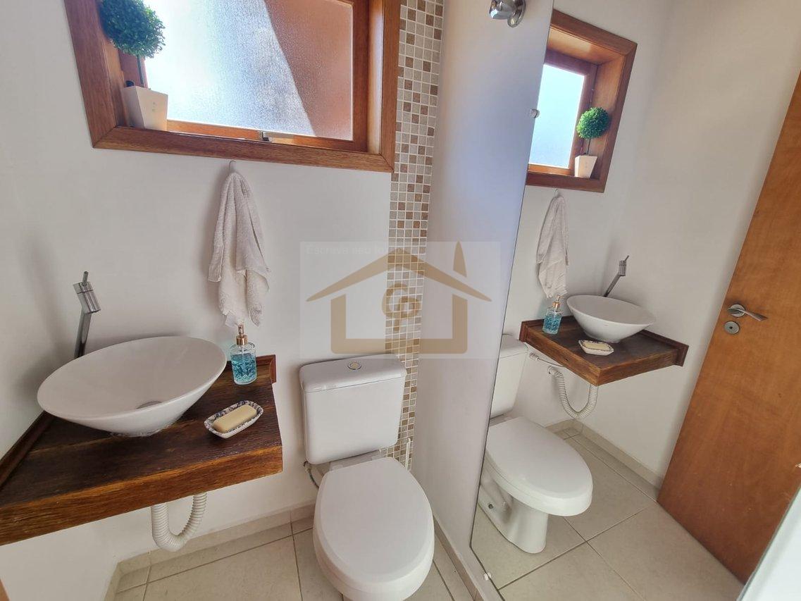 Casa Térrea, 3 quartos sendo um suíte, 2 vagas Clube Completo!!! Alameda José Alencar Gomes da Silva Cotia - 