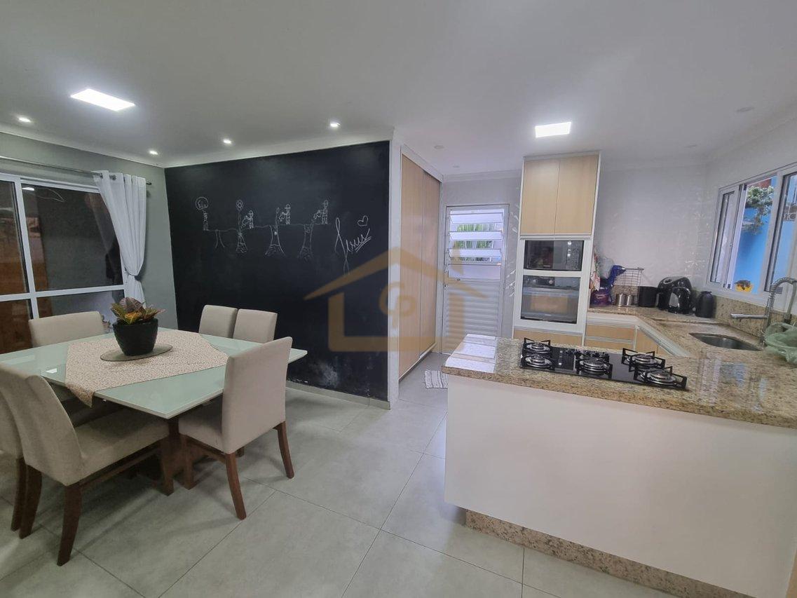 Residencial com clube, casa com 4 quartos, sendo 3 suítes, 6 vagas Alameda Murilo Robles Escolástico Cotia - 