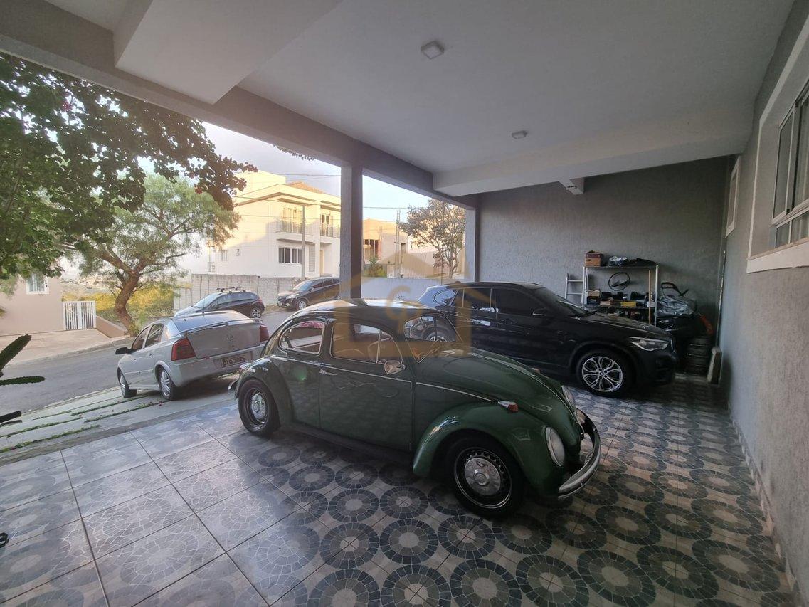 Residencial com clube, casa com 4 quartos, sendo 3 suítes, 6 vagas Alameda Murilo Robles Escolástico Cotia - 