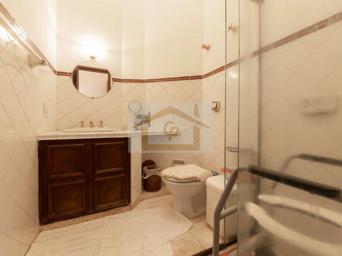 Casa inspirada na região Italiana da Toscana , 4 suítes *escritório, 4 vagas Rua Diamante Jandira - 