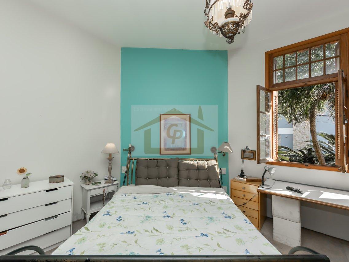 Casa inspirada na região Italiana da Toscana , 4 suítes *escritório, 4 vagas Rua Diamante Jandira - 