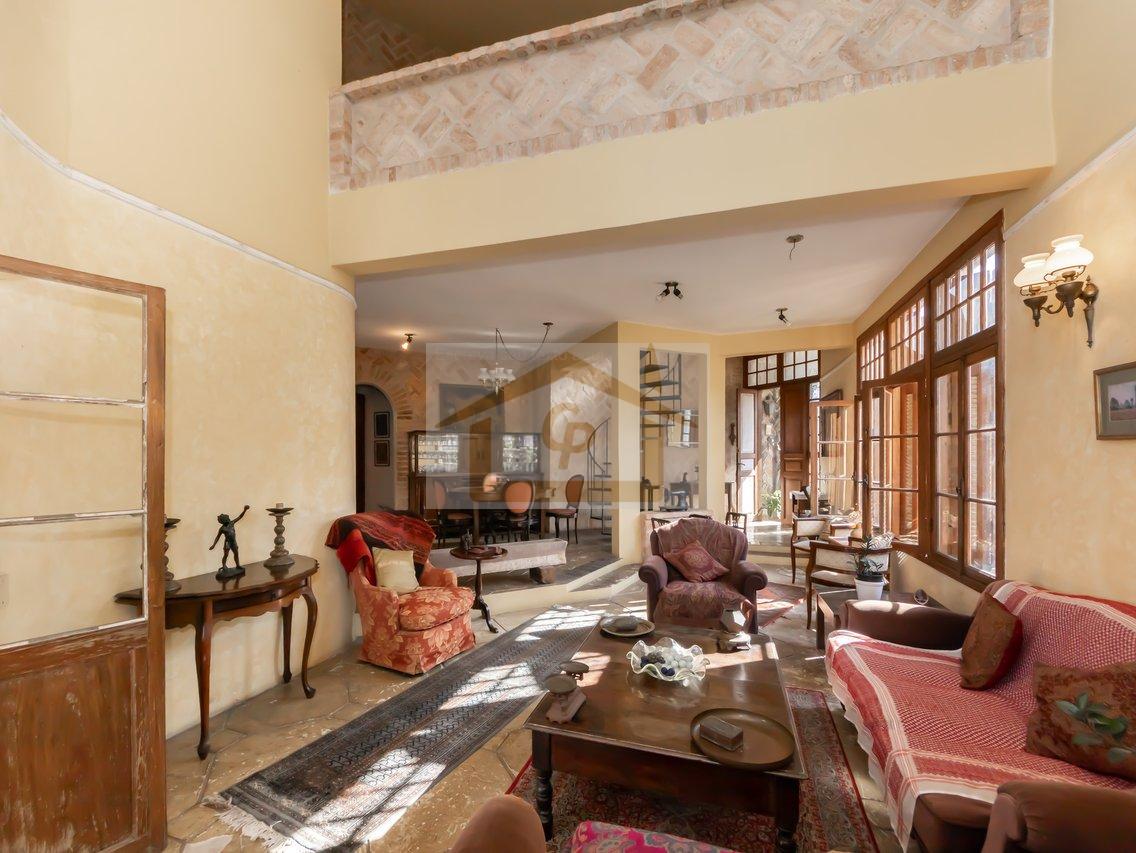 Casa inspirada na região Italiana da Toscana , 4 suítes *escritório, 4 vagas Rua Diamante Jandira - 