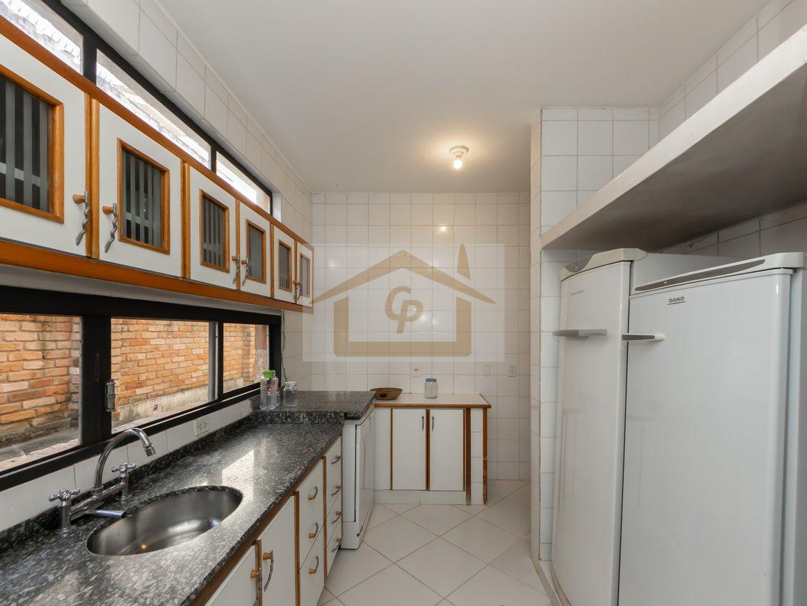 Casa inspirada na região Italiana da Toscana , 4 suítes *escritório, 4 vagas Rua Diamante Jandira - 