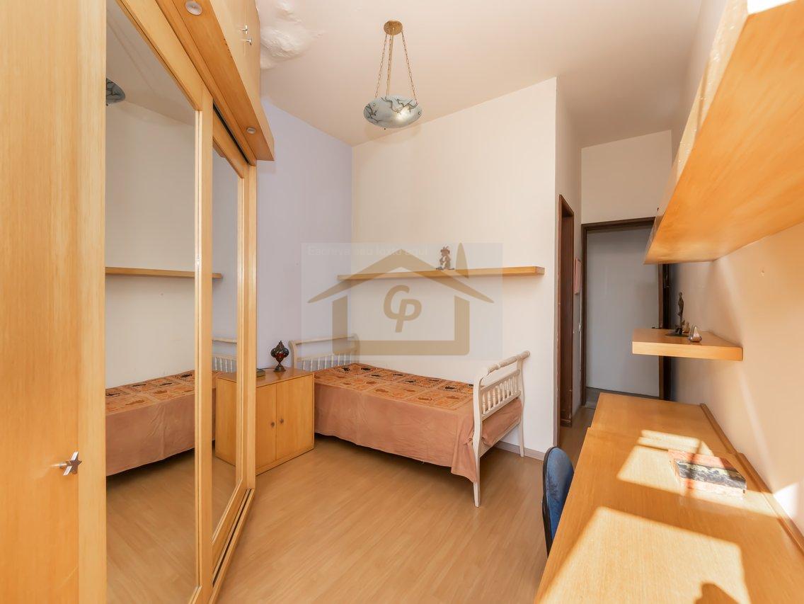Casa inspirada na região Italiana da Toscana , 4 suítes *escritório, 4 vagas Rua Diamante Jandira - 