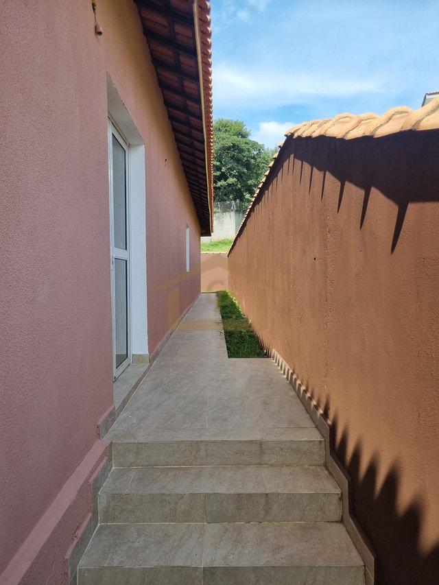 Casa na região Granja Viana, *Térrea , 3 suítes, 4 vagas Alameda Lírios do Vale Cotia - 